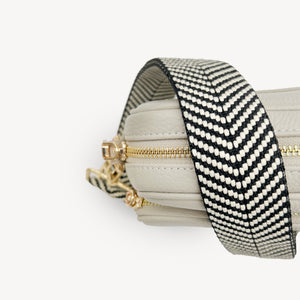 Black & White Chevron Strap thumbnail-image-31