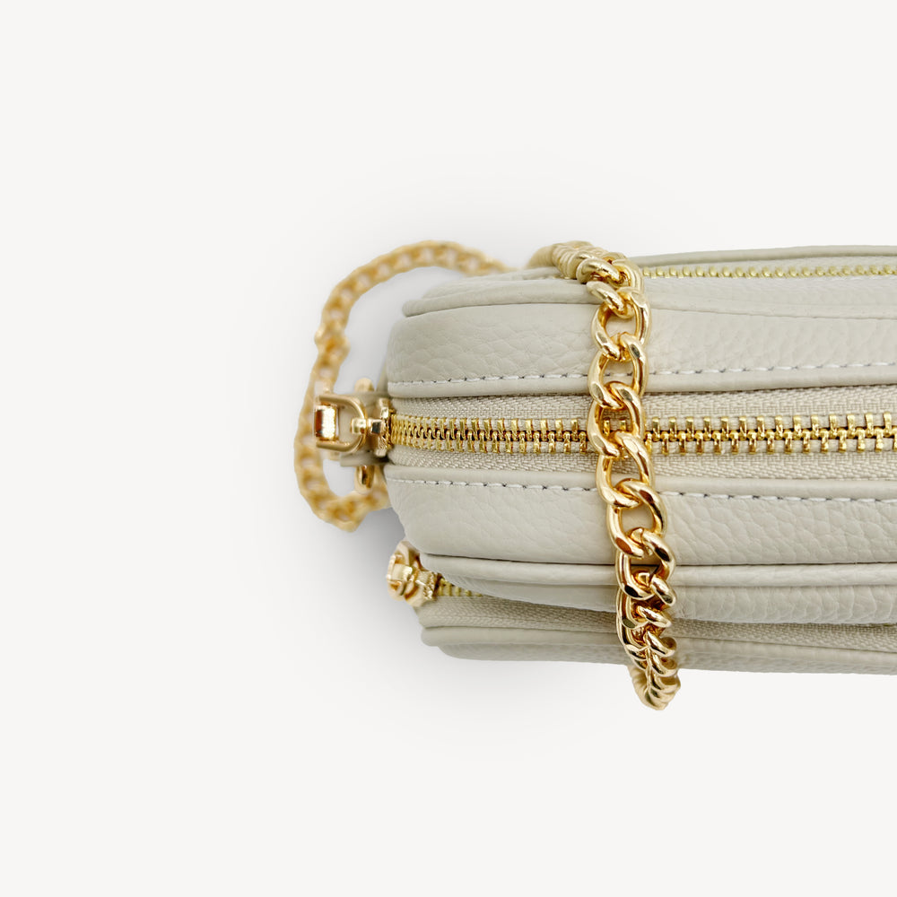 Gold Chain Crossbody Strap thumbnail-image-38