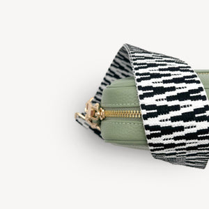 Black & White Zigzag Strap thumbnail-image-25