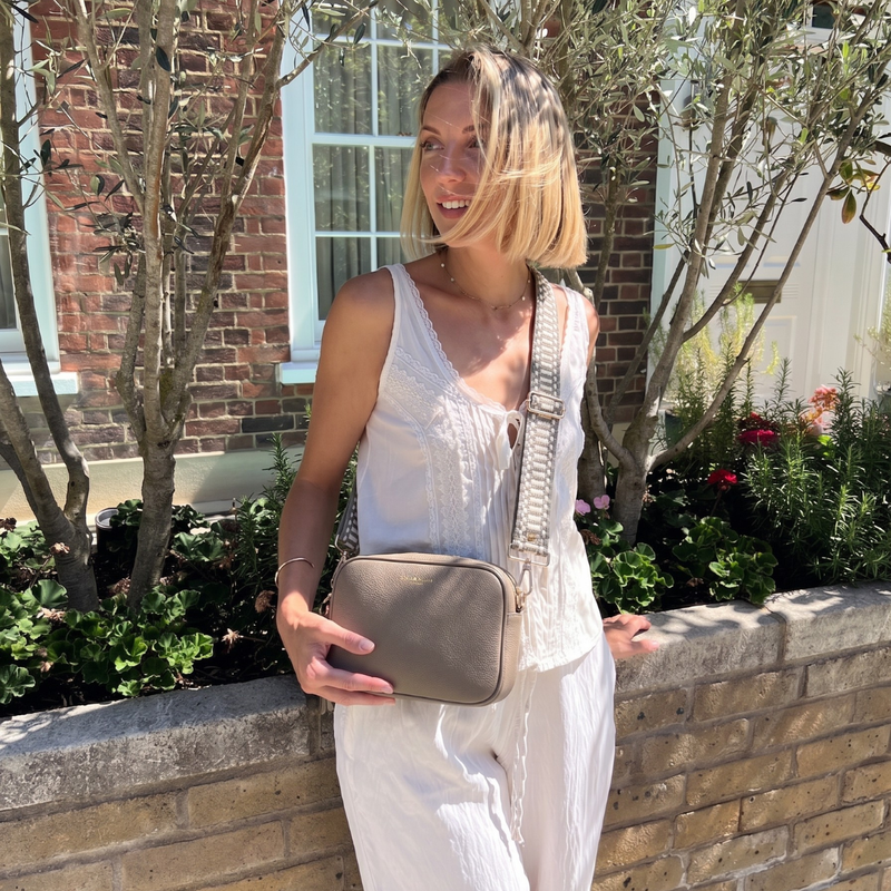 Lyla Crossbody Bag - Taupe