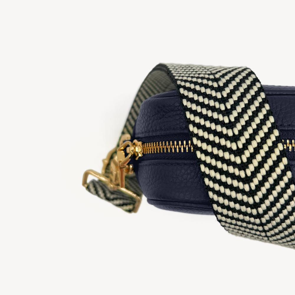 Black & White Chevron Strap thumbnail-image-7