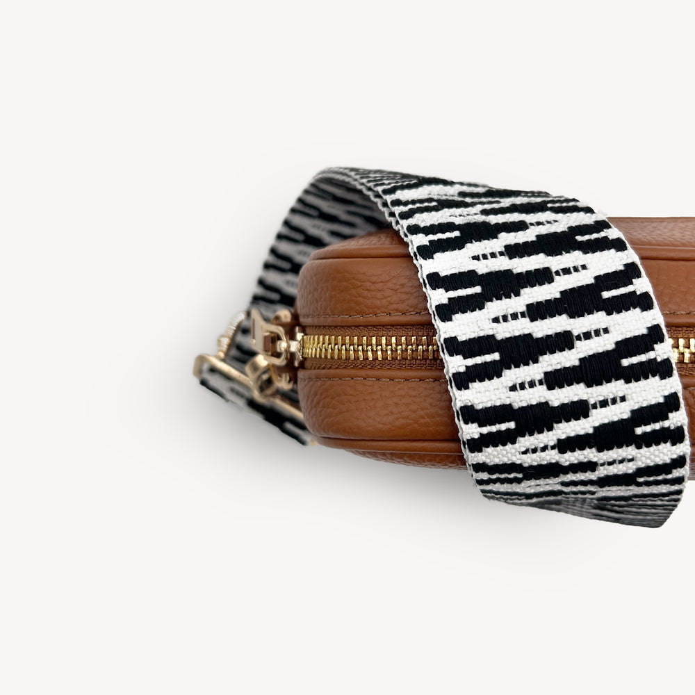 Black & White Zigzag Strap thumbnail-image-21