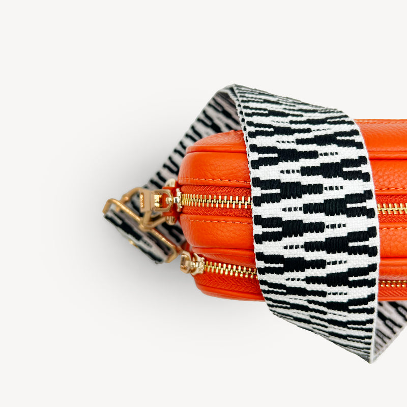 Black & White Zigzag Strap