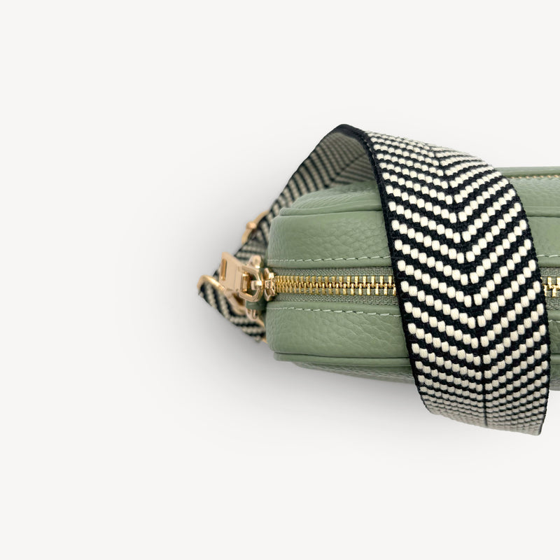 Black & White Chevron Strap