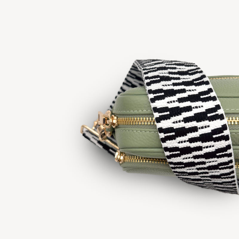 Black & White Zigzag Strap