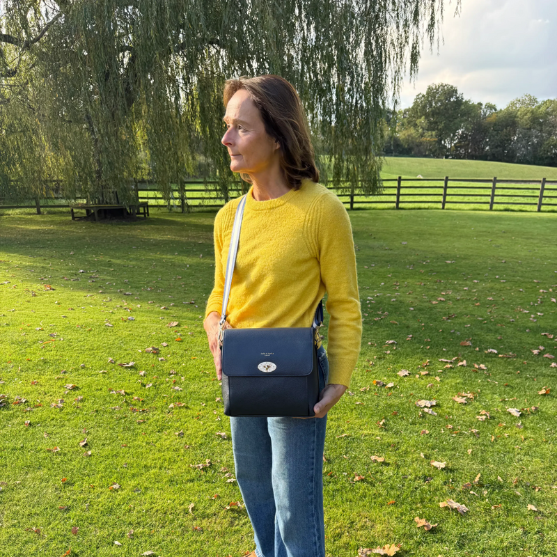 Elara Messenger Bag - Navy