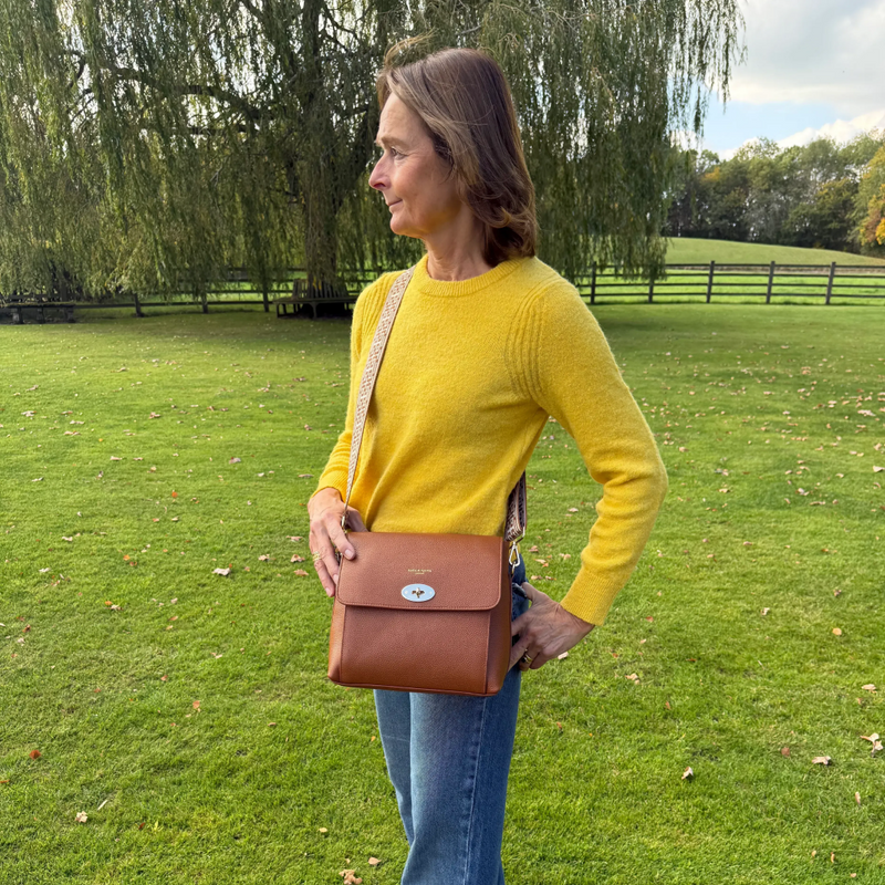 Elara Messenger Bag - Tan