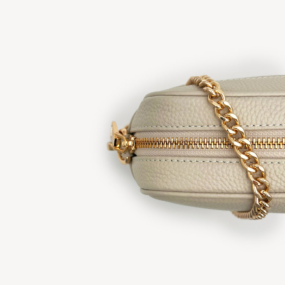 Gold Chain Crossbody Strap thumbnail-image-14